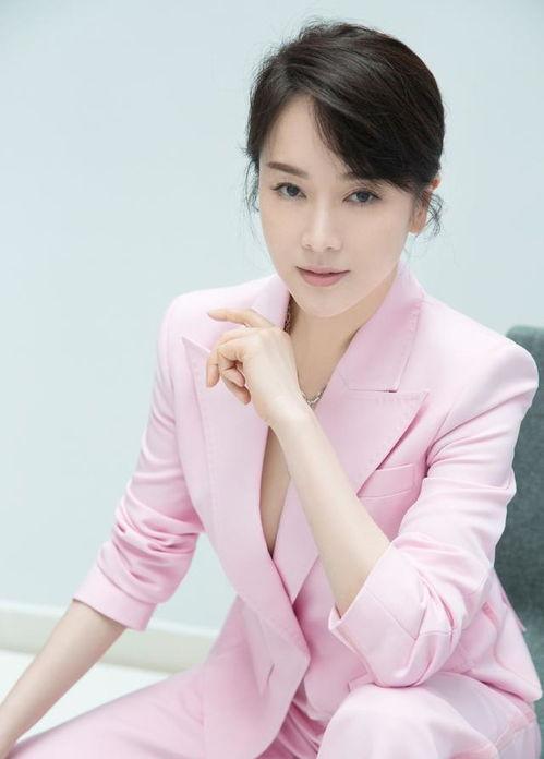 曾妮演员图片,光影交织下的魅力演绎